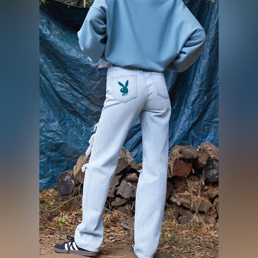 PLAYBOY BY PACSUN Cloud Ten V Dip Boyfriend Distressed Ripped Jeans - Picture 4 of 14